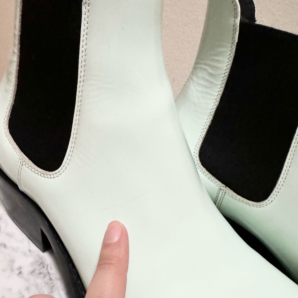 CALVIN KLEIN 205W39NYC Claire Glossy Leather Chelsea Boots In Green - Picture 15 of 16